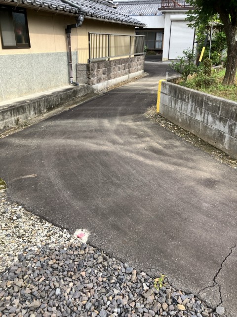 岐阜県各務原市各務西町の駐車場写真