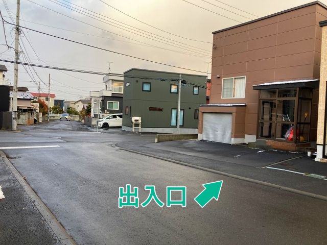 福住2条8丁目10-1駐車場の駐車場写真