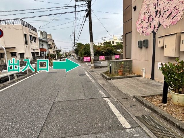 石嶺町1丁目126駐車場の駐車場写真