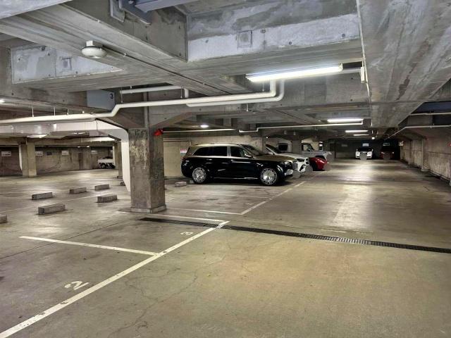 堂島東洋紡ビルディング駐車場【地下平面】【平日：7:00～20:00】の駐車場写真