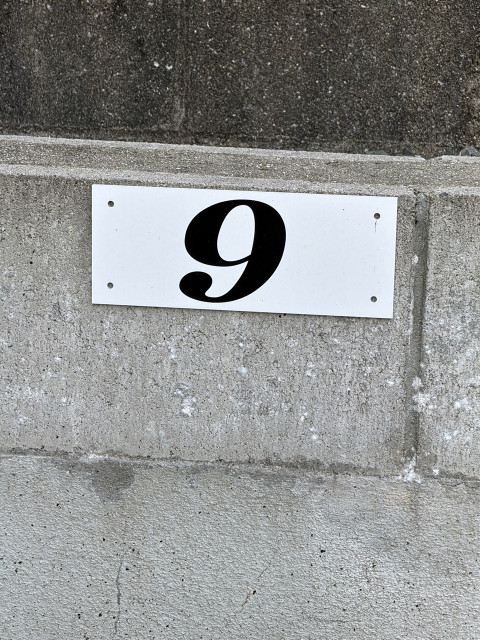 岩渕橋駐車場⑨  軽〜中型までの駐車場写真