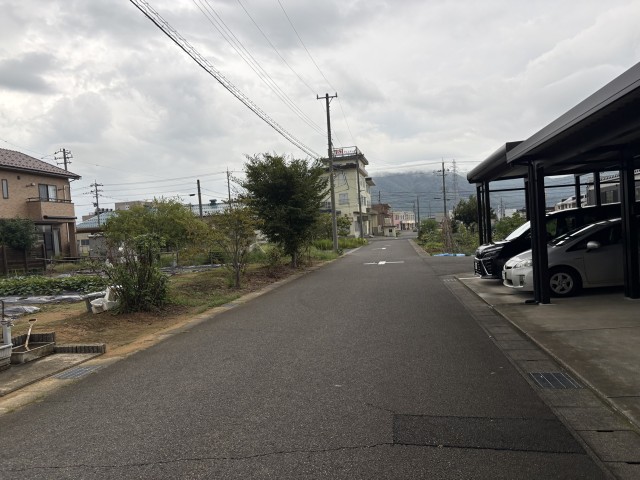 横江町1丁目Kカーポートの駐車場写真