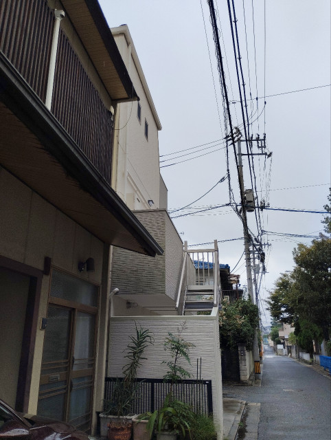 広島県広島市南区南蟹屋1-1-19南蟹屋公園斜め向駐車場の駐車場写真