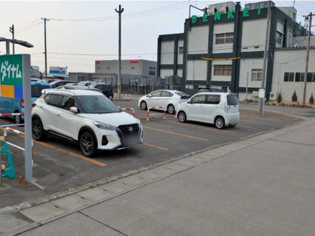 ダイナム青森八戸港店 駐車場の駐車場写真