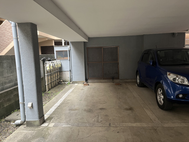 旭町3丁目14-16駐車場の駐車場写真