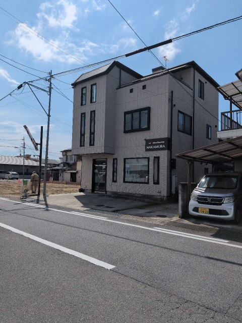 三条大路4丁目6−11駐車場の駐車場写真