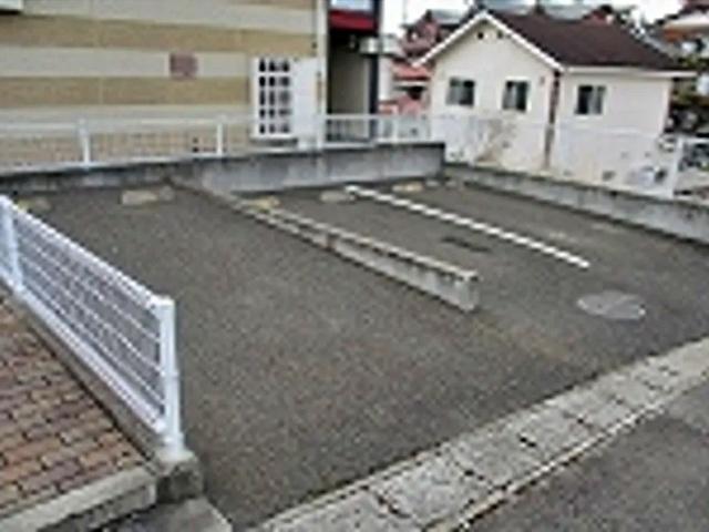 レオパレスミナミ駐車場【29032】の駐車場写真