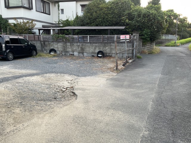 黒髪2丁目38-18駐車場の駐車場写真