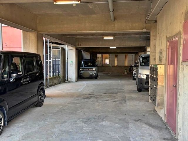 コーポいなだ駐車場の駐車場写真