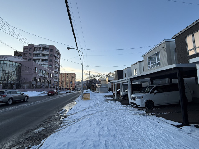 カーポート有　真駒内曙町4丁目10-7-2駐車場の駐車場写真