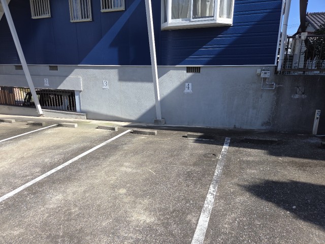 東月隈3-4-12駐車場の駐車場写真