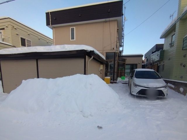 豊平区平岸7条17丁目4-20駐車場の駐車場写真