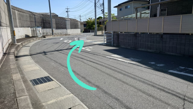 八本松飯田７丁目、屋根付き駐車場の駐車場写真