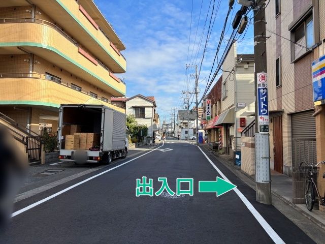 [6e910]伊興1丁目19◯個宅アキッパ駐車場の駐車場写真