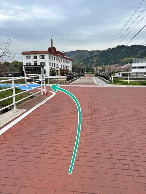 末広橋下河川敷【備後国府まつり：12:00〜22:00】の駐車場写真