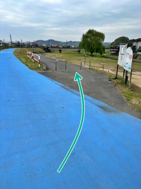 末広橋下河川敷【備後国府まつり：12:00〜22:00】の駐車場写真