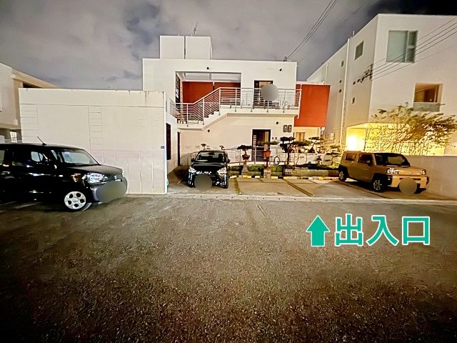 宇地泊1-8-6駐車場の駐車場写真