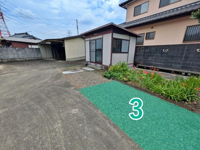 佐和1700-1 アキッパ駐車場の駐車場写真