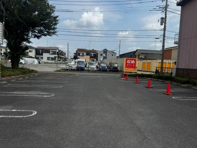 トワーズ大和店駐車場の駐車場写真