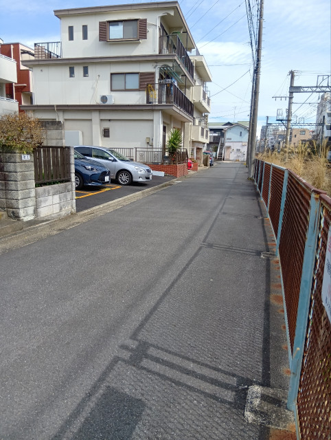 神奈川県横浜市旭区東希望が丘6-37駐車場の駐車場写真