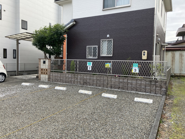 東鷹匠町7-12  太田邸アキッパ駐車場の駐車場写真