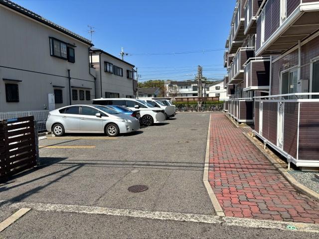 P01_コンドミニオ百舌鳥駐車場/