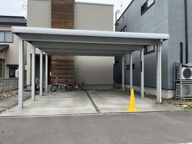 古川2丁目13-6駐車場の駐車場写真