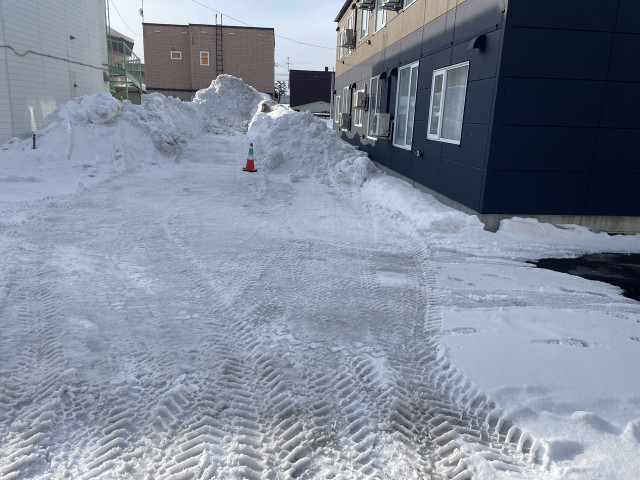 新橋コーポ駐車場の駐車場写真