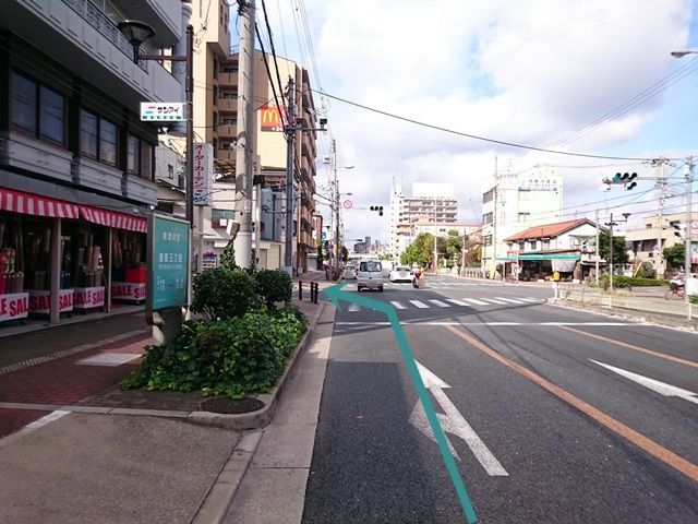 【道順1】国道479号線(内環状線)淀川方面から「だいどう豊里駅」方面へ直進していただき、1つ目の信号を「左折」してください。
