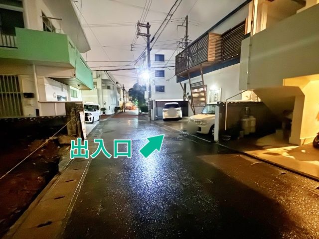 港川1-8-1駐車場の駐車場写真