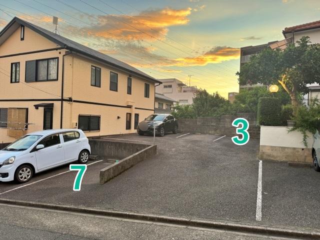 軍水町1丁目71-2☆アキッパ駐車場の駐車場写真