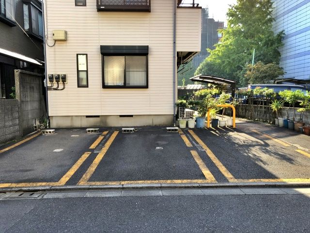 駐車場写真2