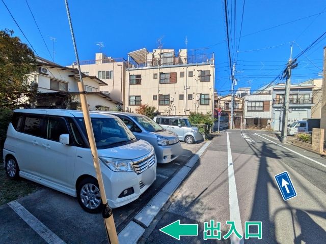 西が丘1丁目4-14 アキッパ駐車場の駐車場写真