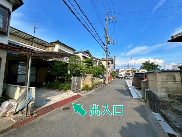 招提大谷3丁目18-29駐車場の駐車場写真