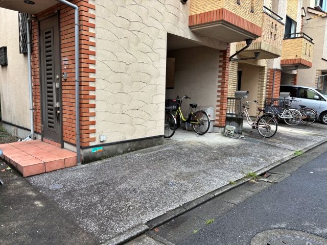 駐車場写真2