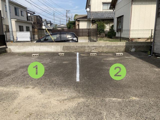 中山8丁目 融雪パイプがある駐車場の駐車場写真