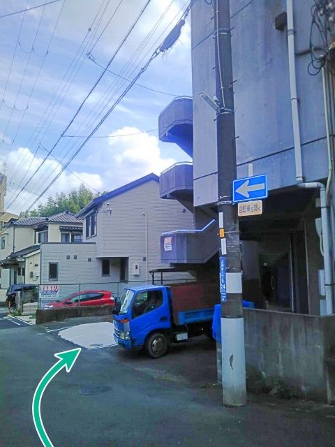 駐車場周辺