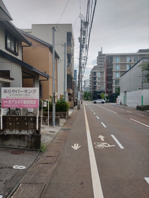 博労町76-3駐車場の駐車場写真
