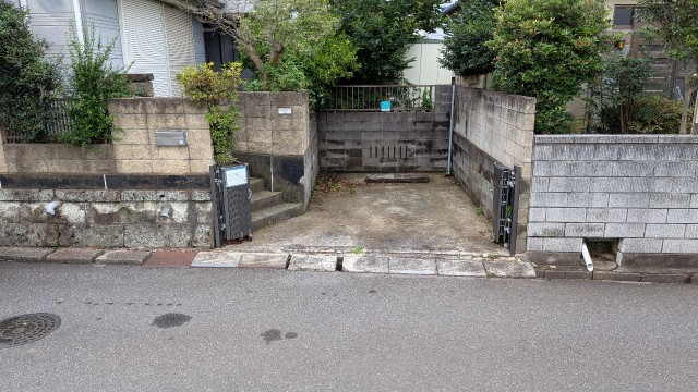 勝田台5-14-12駐車場の駐車場写真
