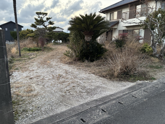 さがみどりの森球場(森林公園)近くの駐車場の駐車場写真
