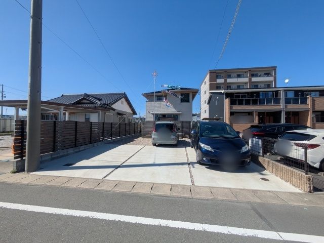 駐車場写真2