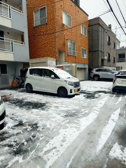 札幌市豊平区豊平7条10丁目4-6
パーク豊平駐車場の駐車場写真