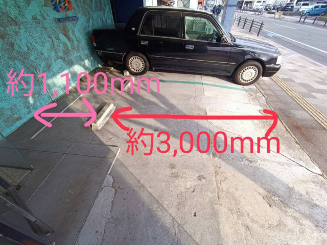 駐車場（閉店した美容室駐車場）の駐車場写真