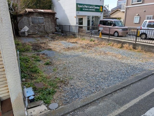 秋元建物 A2パーキングの駐車場写真