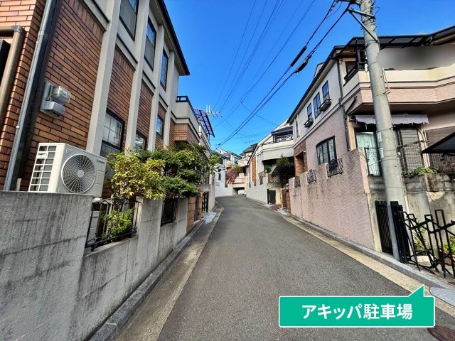 星丘3-2-49 個人宅?アキッパ駐車場の写真