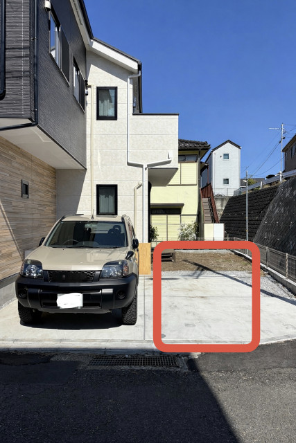 三ツ沢公園徒歩5分⭐︎三ツ沢上町駐車場⭐︎24時間オープンの駐車場写真