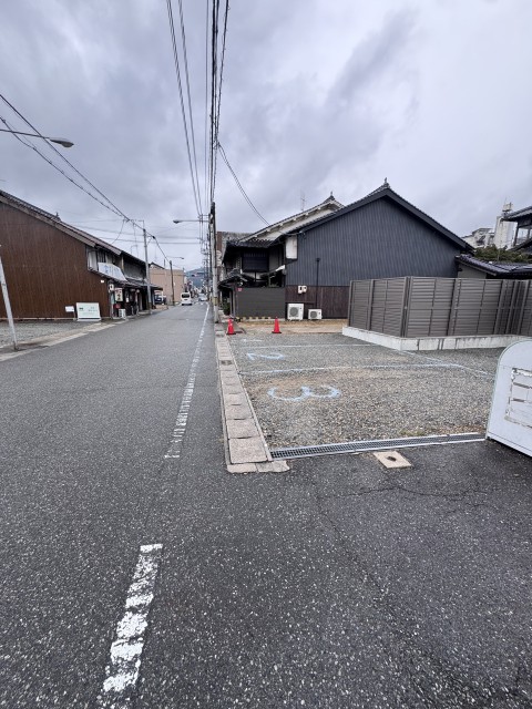 十日市中3丁目17-16駐車場の駐車場写真