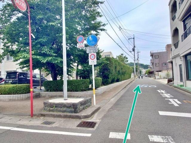 ＜8月14日(金)＞助任小学校 【阿波おどり公式駐車場】の駐車場写真
