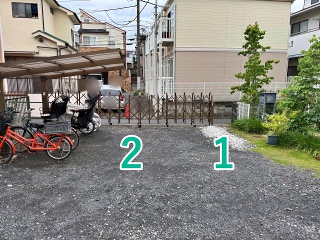 旭丘2丁目31 個人宅☆アキッパ駐車場の駐車場写真