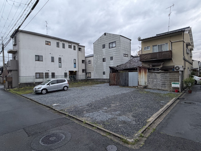 西柳ノ内町47-2駐車場(2) (アイドリング禁止)の駐車場写真